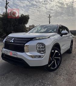 ميتسوبيشي اوتلاندر